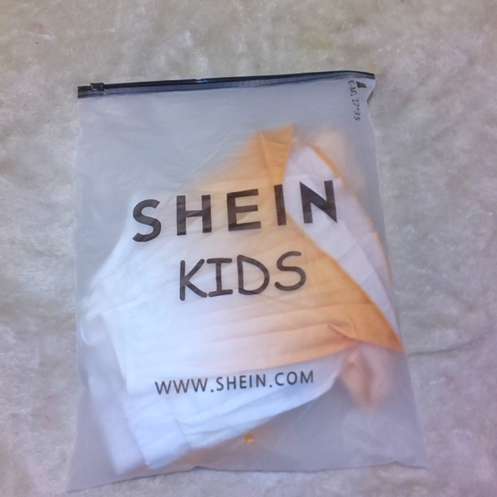 Shein Girls 2pc Pants Set